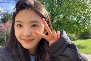 章若楠：从网络美少女到实力演员的破圈之路