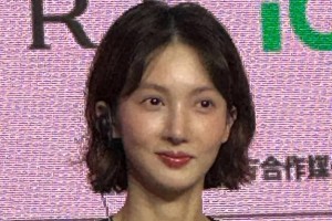金晨外貌变化引热议：鼻子怪异与过度消瘦