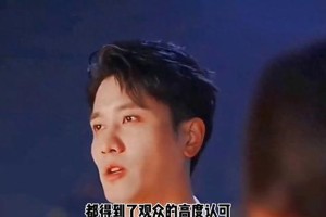 刘亦菲彭冠英电梯吻戏有多撩？《玫瑰的故事》演技炸裂