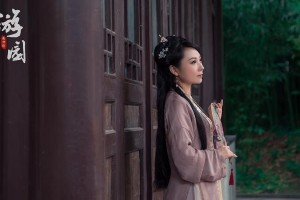 秦墨池助向晚歌解决家庭危机，情感纠葛暗涌